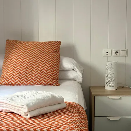 Elcano 2* مالقة