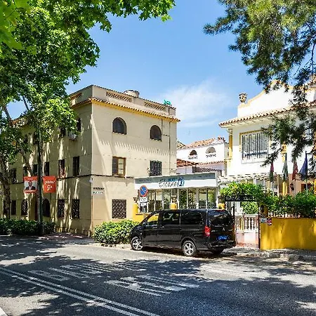 Hotel Elcano 2*