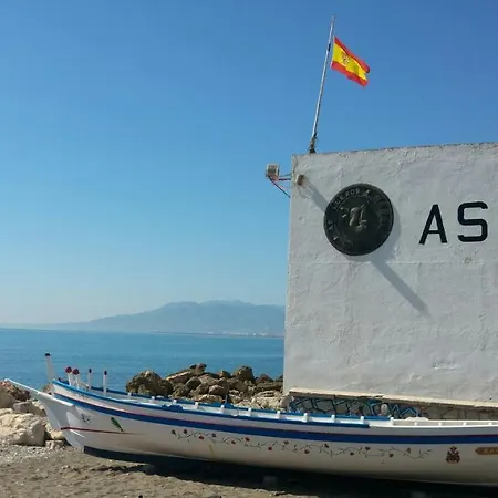 Elcano 2* مالقة